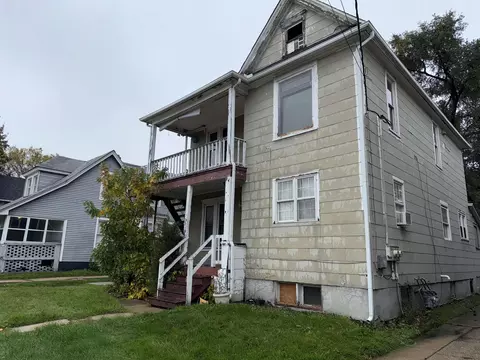 1908 Charles St, Rockford, IL 61104