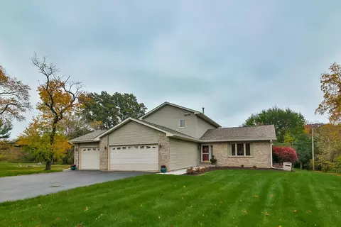 642 Donelda Ln, Rockford, IL 61102