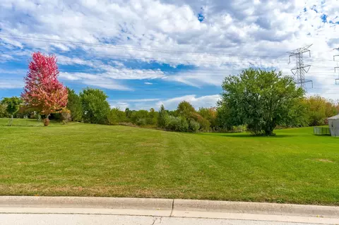 427 Verona Dr, Rockford, IL 61107