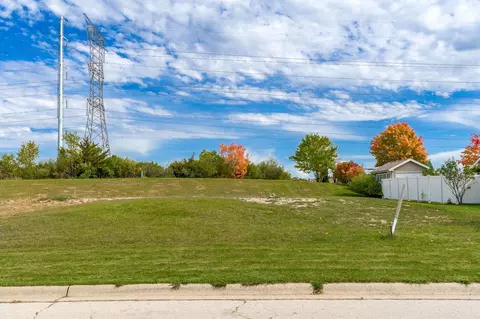 443 Verona Dr, Rockford, IL 61107