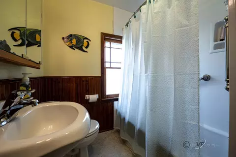 1247 S Walnut Ave, Freeport, IL 61032 photo 16