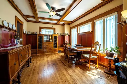 1247 S Walnut Ave, Freeport, IL 61032 photo 5