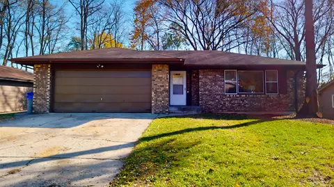 3815 Tallwood Ave, Rockford, IL 61114