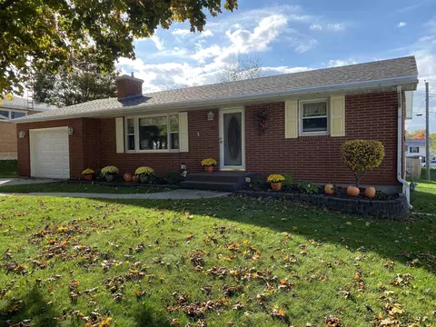 216 N Park Blvd, Freeport, IL 61032