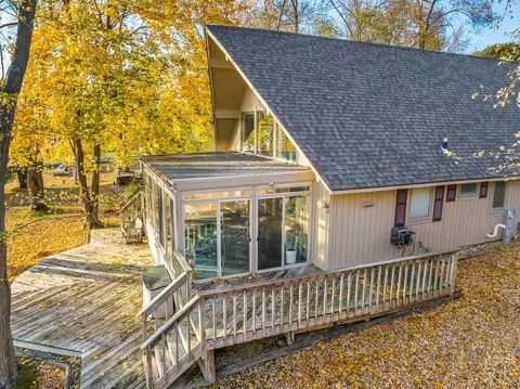 2229 Breckenboro Rd, Lake Summerset, IL 61019