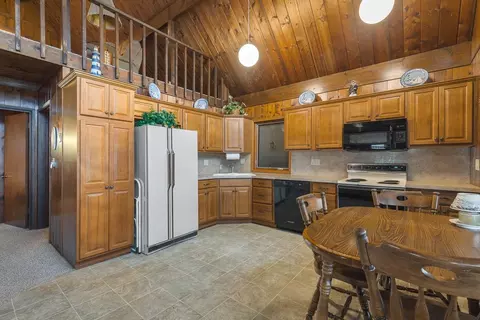 2229 Breckenboro Rd, Lake Summerset, IL 61019 photo 15