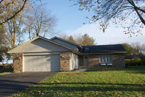 3656 Cutty Sark Dr, Cherry Valley, IL 61016 photo 2