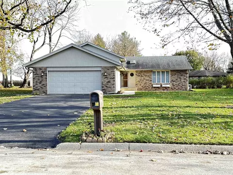 3656 Cutty Sark Dr, Cherry Valley, IL 61016