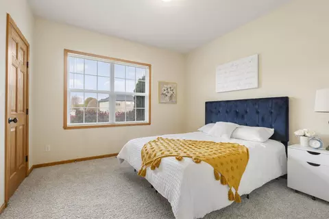 10263 Hawks Pointe Trl, Roscoe, IL 61073 photo 5