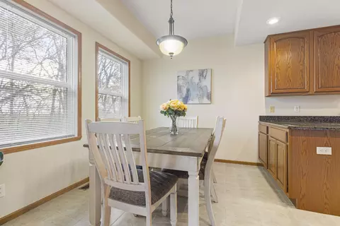 10263 Hawks Pointe Trl, Roscoe, IL 61073 photo 11