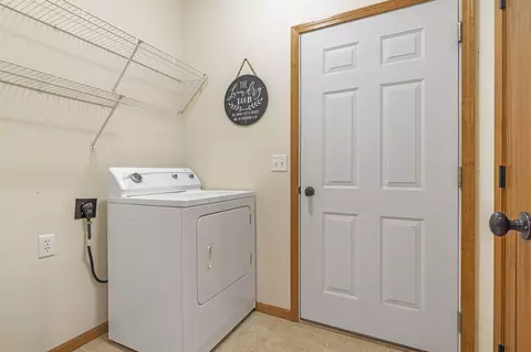 10263 Hawks Pointe Trl, Roscoe, IL 61073 photo 15