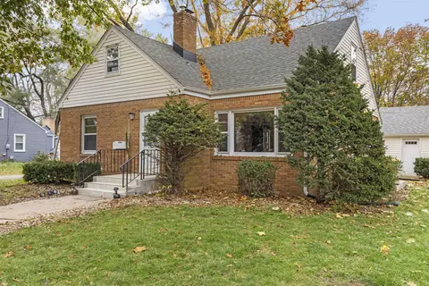 1515 Deborah Ave, Rockford, IL 61103