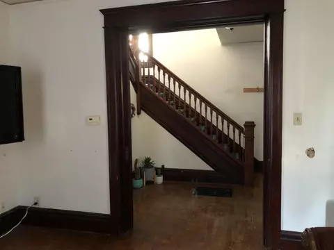 Entry Way - 215 E Jefferson, Freeport, IL 61032 photo 2 of 4
