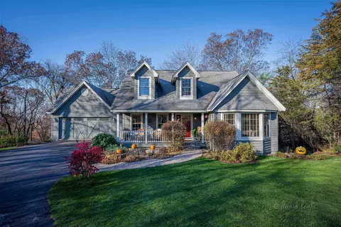 3 Appaloosa Ln, Galena, IL 61036