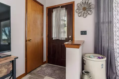 413 W Davis Dr, Leaf River, IL 61047 photo 12