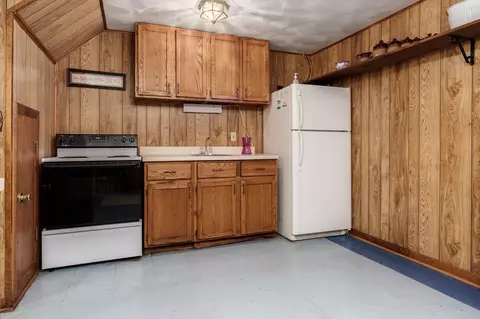 413 W Davis Dr, Leaf River, IL 61047 photo 40