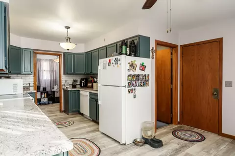 413 W Davis Dr, Leaf River, IL 61047 photo 19