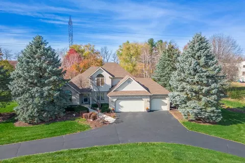 1542 Sunmeadow Ln, Rockford, IL 61107