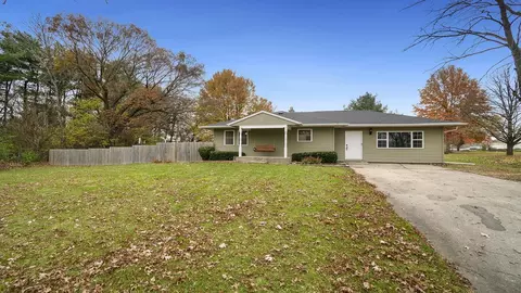 736 Timber Creek Rd, Dixon, IL 61021 photo 2