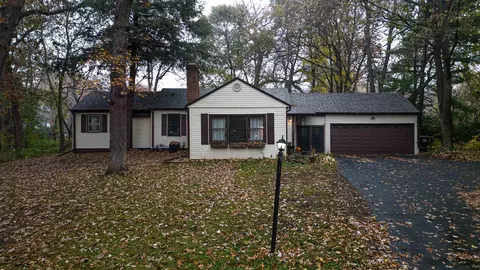 4626 Spring Creek Rd, Rockford, IL 61114