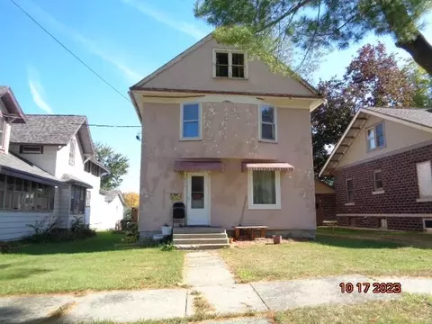 410 N Franklin Ave, Polo, IL 61064