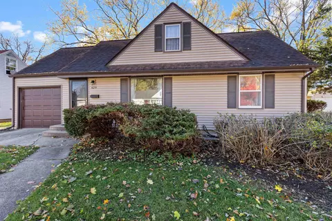 629 Sydney Ave, Loves Park, IL 61111