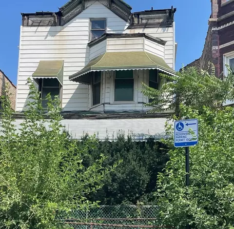 4022 Van Buren St, Chicago, IL 60624