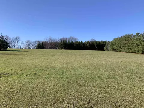 000 Kylewood Dr, Stillman Valley, IL 61084