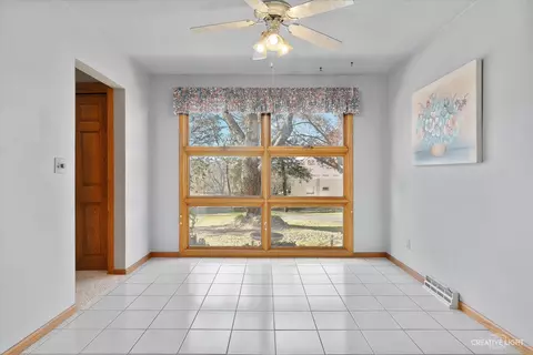 7927 S Walnut St, Dixon, IL 61021 photo 6
