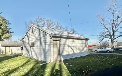 410 E Second St, Chadwick, IL 61014 photo 10