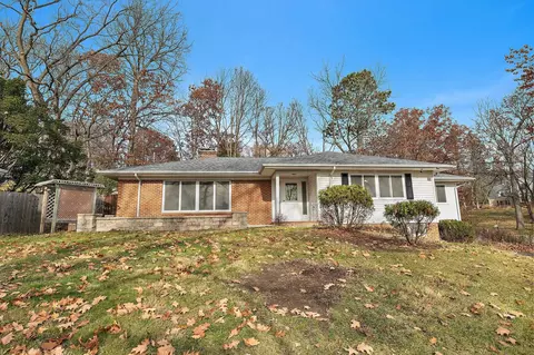 2308 Bradley Rd, Rockford, IL 61107