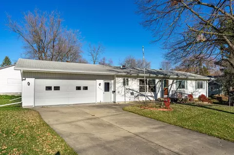 202 E Carnifix, Davis, IL 61019 photo 2