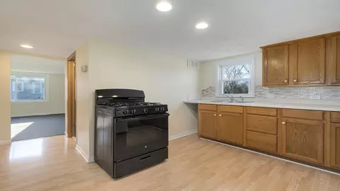 3702 Genoa Rd, Cherry Valley, IL 61016 photo 8