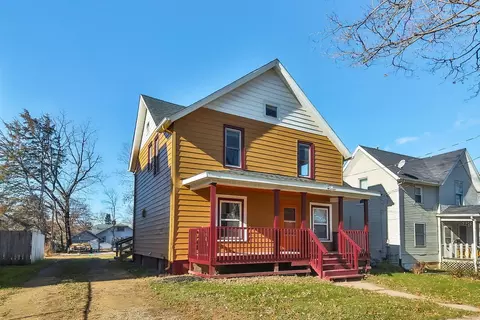 524 Oakley Ave, Rockford, IL 61101