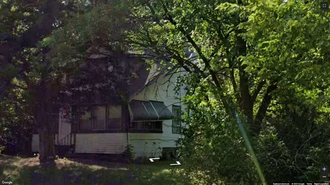 3016 School, Rockford, IL 61101