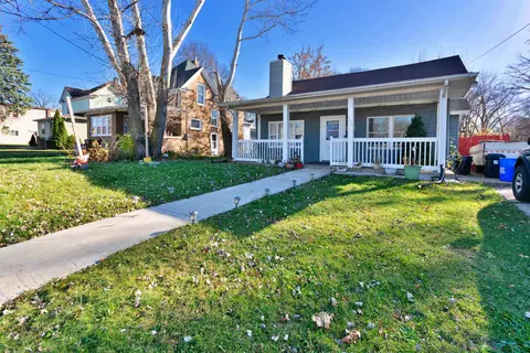 920 Montague St, Rockford, IL 61102
