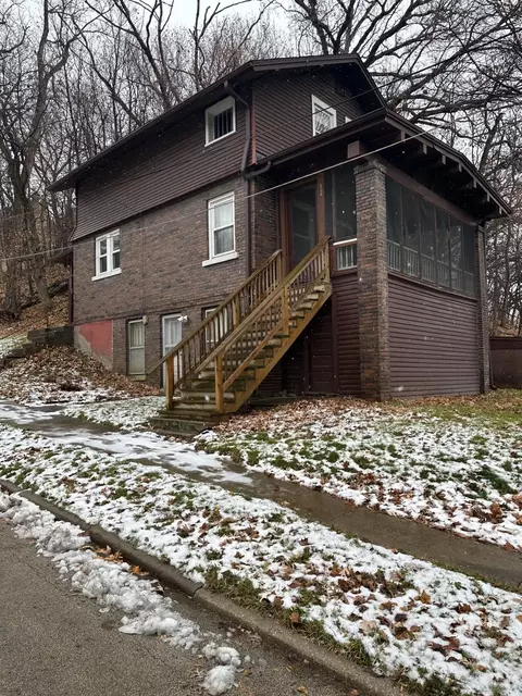 32 Diagonal St, Savanna, IL 61074