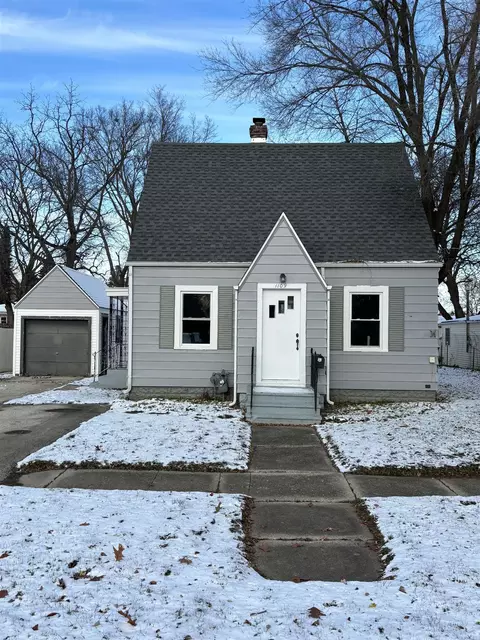 1109 Dalbigne St, Belvidere, IL 61008
