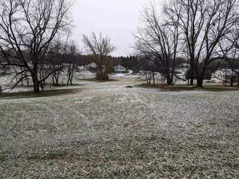 1742 Lake Summerset Rd, Lake Summerset, IL 61019