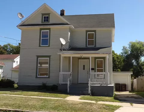 419 N Lemon Ave, Freeport, IL 61032
