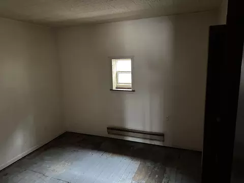 110 W Locust St, Lanark, IL 61046 photo 6