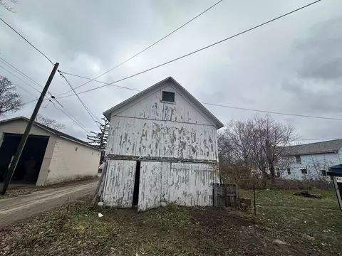 122 W Locust St, Lanark, IL 61046 photo 7