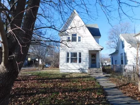 1623 S 9th St, Rockford, IL 61104