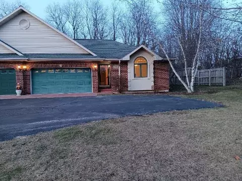 9672 Us Highway 20 W, Galena, IL 61036
