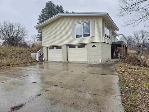 109 Hancock Dr, Orangeville, IL 61060
