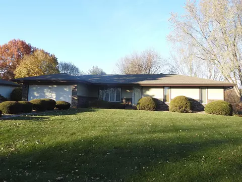 7312 Cornflower Rd, Cherry Valley, IL 61016