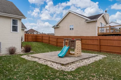 1046 Old Hunter Run, Byron, IL 61010 photo 41