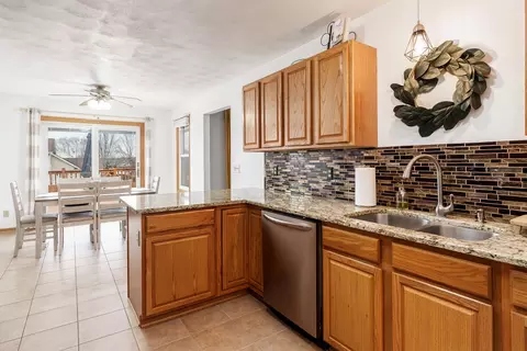 1046 Old Hunter Run, Byron, IL 61010 photo 13