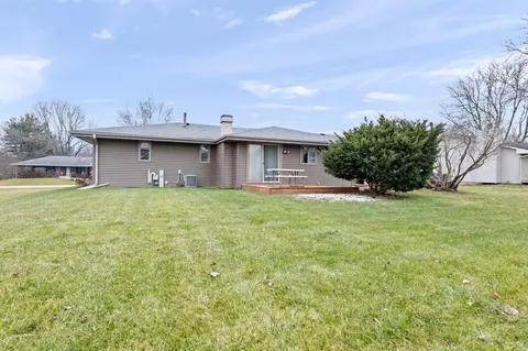 7248 Wheatland Ter, Cherry Valley, IL 61016 photo 2