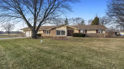 7610 Mill Rd, Rockford, IL 61108